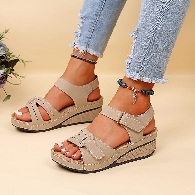 Italian Retro Sandals