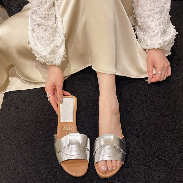 Flat Slippers